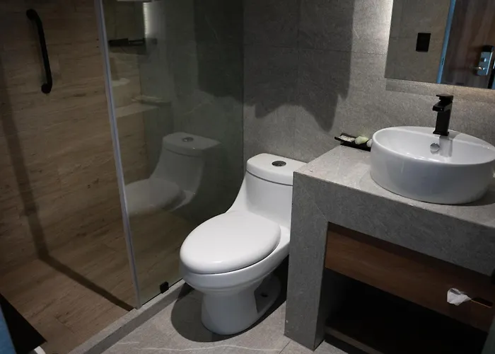 Hotel Block 3*
