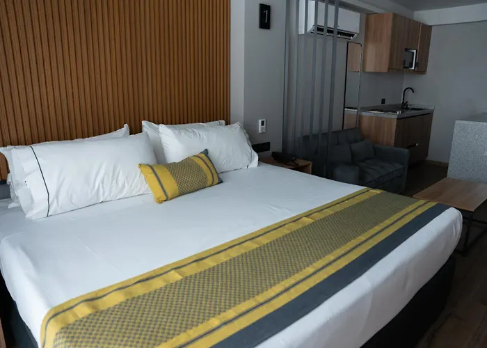 Hotel Block
